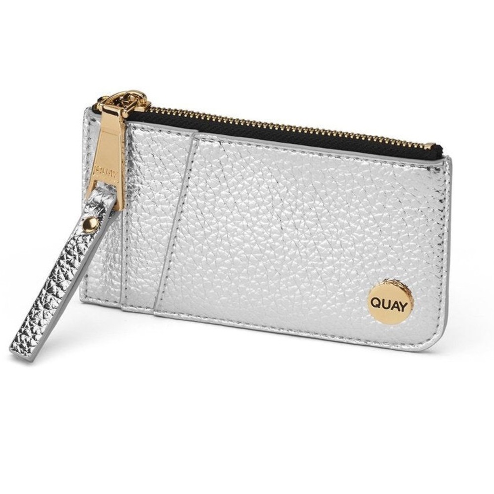 Quay Australia Wallet Cardholder ID Coins In Silver 5.5”W x 3”H
